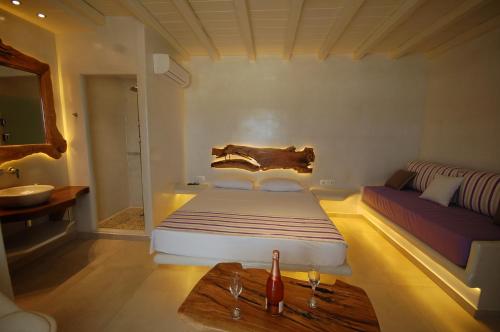 Suite, junior, vista sulla piscina, vista sul mare, vasca di acqua fredda