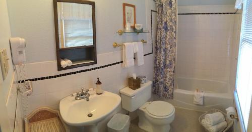 2 bedrooms, 2 beds