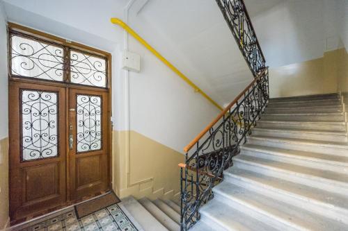 Apartments Historical Centre - image 3