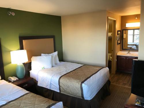 Extended Stay America Suites - Detroit - Auburn Hills - Featherstone Rd.