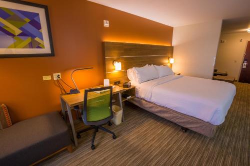 Holiday Inn Express Hotel & Suites Pasco-TriCities, an IHG Hotel