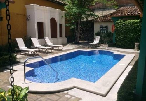Swimming pool, Hotel El Convento Leon Nicaragua in León
