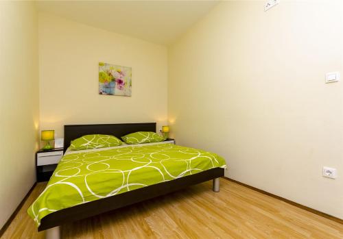 Apartments Smiljana - image 14
