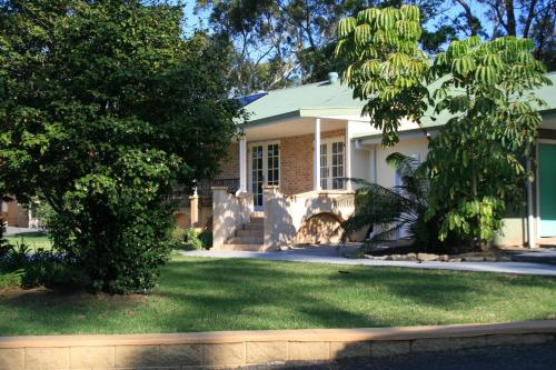 B&B Bomaderry - Colin's Garden - Bed and Breakfast Bomaderry