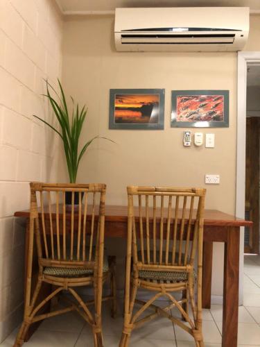 Oprema, Access Units in Honiara