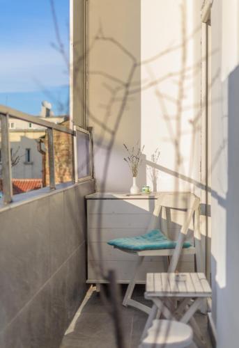 Double or Twin Room with External Bathroom and Balcony image 8