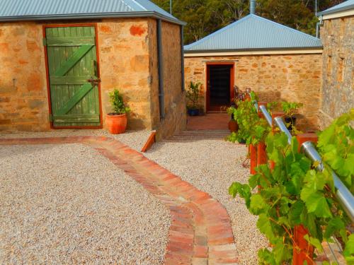 Morialta Barns