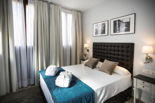La Casa de la Trinidad Suites, Гранада (фото 6)