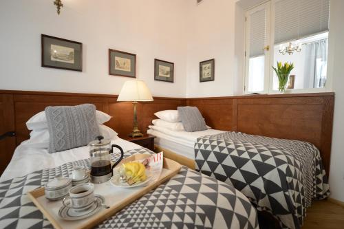 Crystal Suites Old Town - image 5