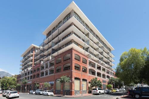 Rockwell Apartments - image 3