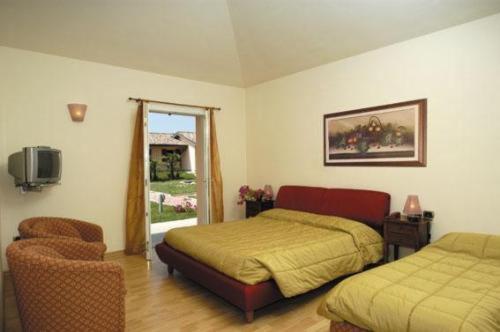 Hotel Giannina - image 11