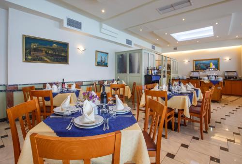 Hotel Tolo - image 7