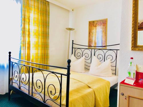 Double room, small