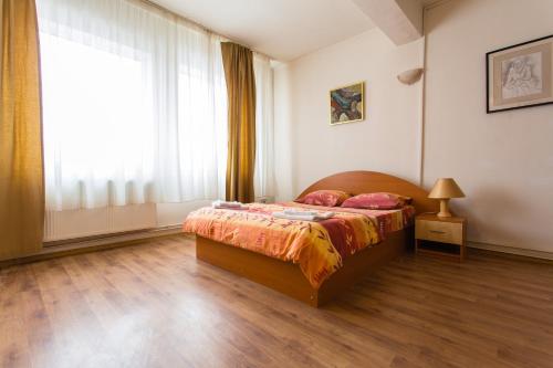 1 double bed