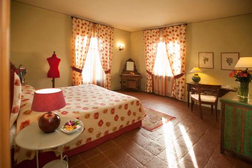 Book the Suite Suite