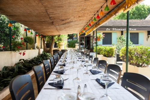 Logis Hotel Restaurant Le Flamant Rose camargue