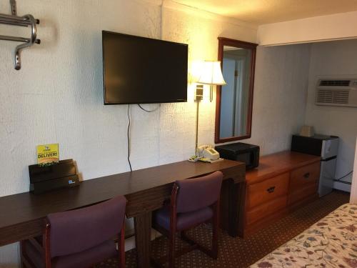 Economy Inn Bloomington in Bloomington, USA