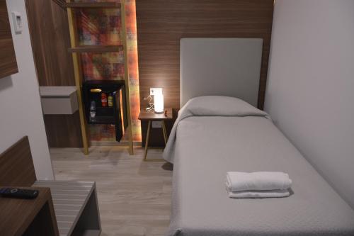 8room Hotel - image 11