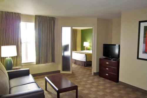 Extended Stay America Suites - Raleigh - RTP - 4919 Miami Blvd - image 5