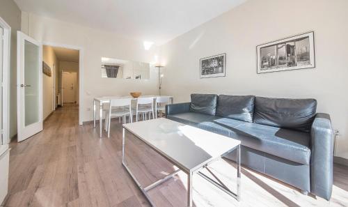 You Stylish El Borne Apartments - image 3