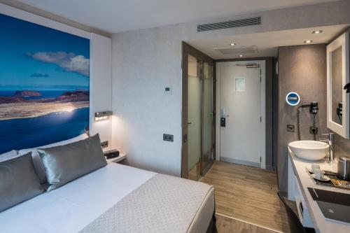 Double Room with Terrace