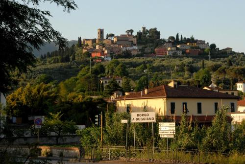  Casa Argo in antico borgo medievale, Ferienwohnung in Borgo a Buggiano