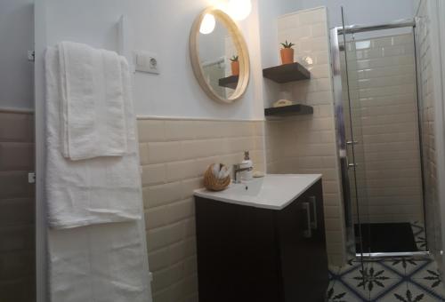 Los Canaritos Room Type - Deluxe Double or Twin Room