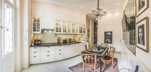VIP Residence Budapest Riverside - image 4