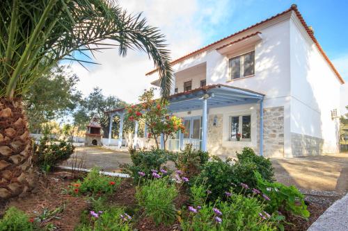  Villa Valia in 64010 Skala Kallirachis