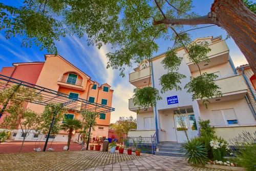  Pansion HRGA in Vodice