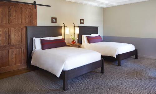 Superior Double Room with Two Double Beds