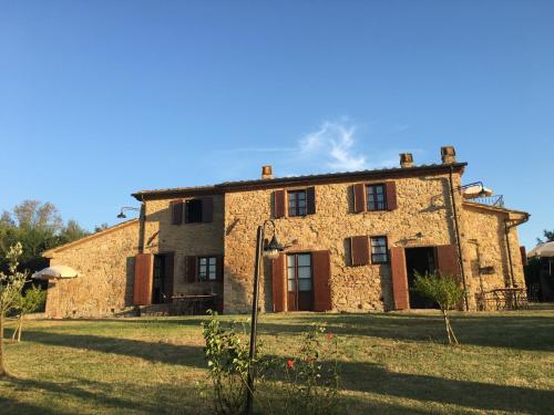 Farmhouse Gello by ToscanaTour