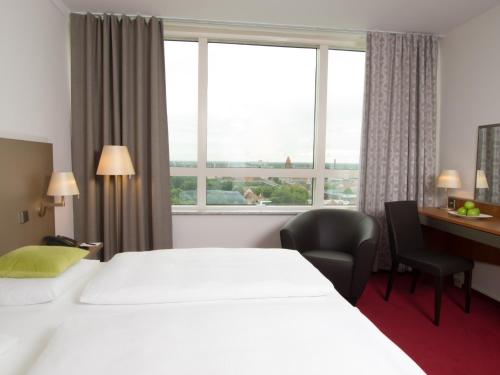 Lindner Congress Hotel Cottbus Ideally located in the prime touristic area of Cottbus, Lindner Congress Hotel Cottbus promises a relaxing and wonderful visit. The hotel offers a high standard of service and amenities to suit the in