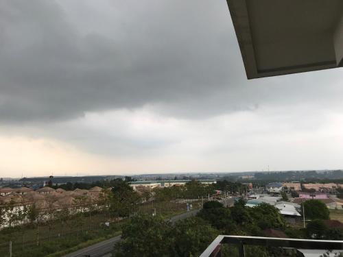 AP Grand Residence & Hotel near Dok Krai Reservoir