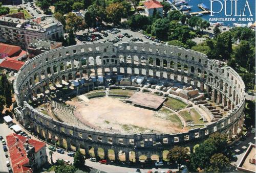  Pula