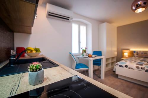 Studio Apartment Kris by Irundo 5