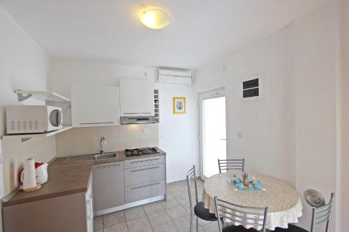 Apartments Josip in Murter
