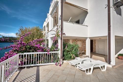 Repic Apartments - main image
