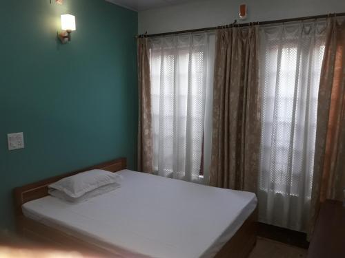 MEICA Home Stay