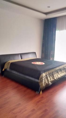 %name ???????? ???????? ภูเก็ต