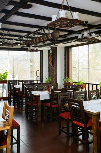 餐廳, Zlatograd 2 Iosifova Guest House in 茲拉托格勒