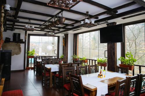 餐廳, Zlatograd 2 Iosifova Guest House in 茲拉托格勒