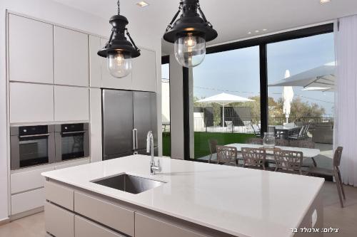 Kitchen, Villa J in Tiberias