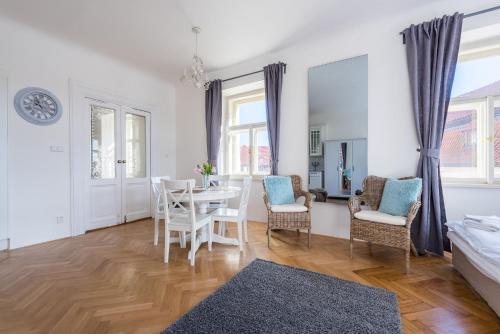 Charles Apartment, Praha (fotografie 4)