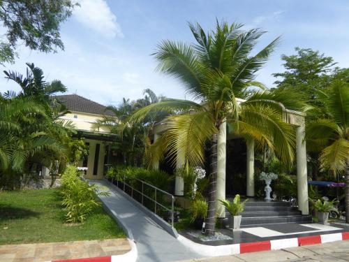 綠洲花園泳池別墅 - VIP連鎖度假村 Oasis Garden and Pool Villa at VIP Chain Resort