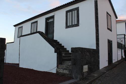  Cerca dos Frades in São Roque do Pico