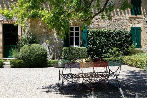 Facilities, La Maison Du Village in Montlaur