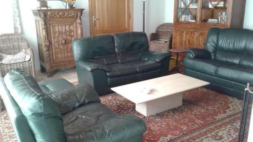 Shared lounge/TV area, Lodela in Lo-Reninge