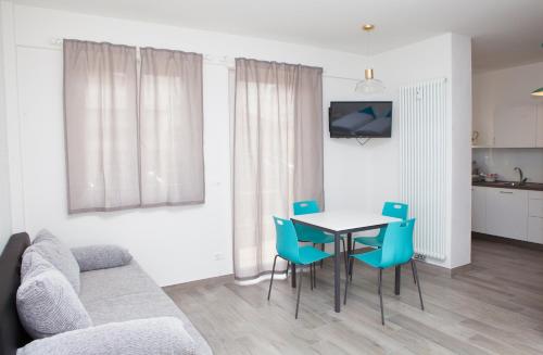 Loft 82 Apartments - image 8
