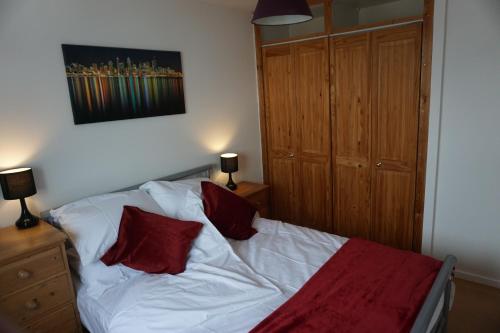 Foxcroft Apartment, Bradley Stoke, Bristol
